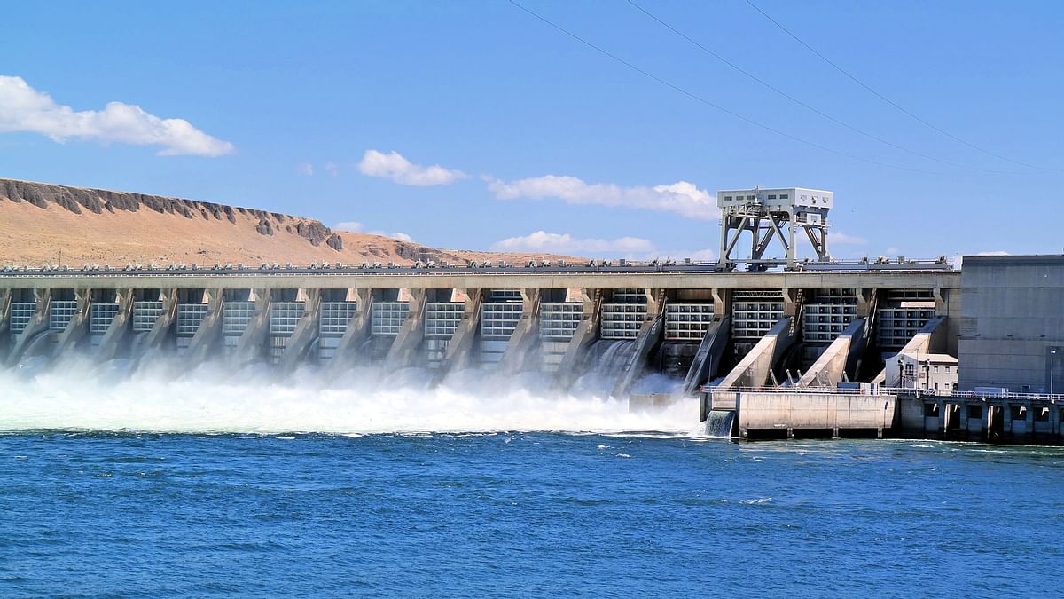 China to construct dam on Bay of Bengal !